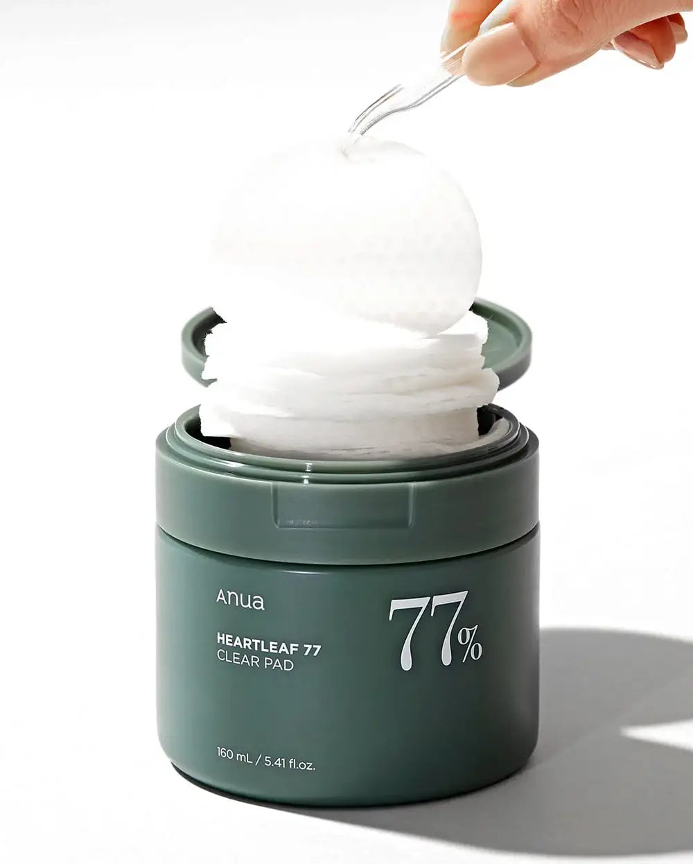 Soothing exfoliating toner pads
